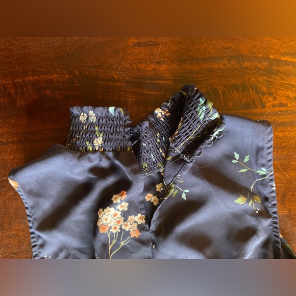 Nanette Lenore Floral Navy Shirred Waist Mock Neck Keyhole Button Tiered Dress - Picture 10 of 10